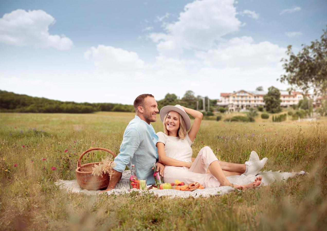 Wellness Natur Resort Gut Edermann Teisendorf Eksteriør bilde