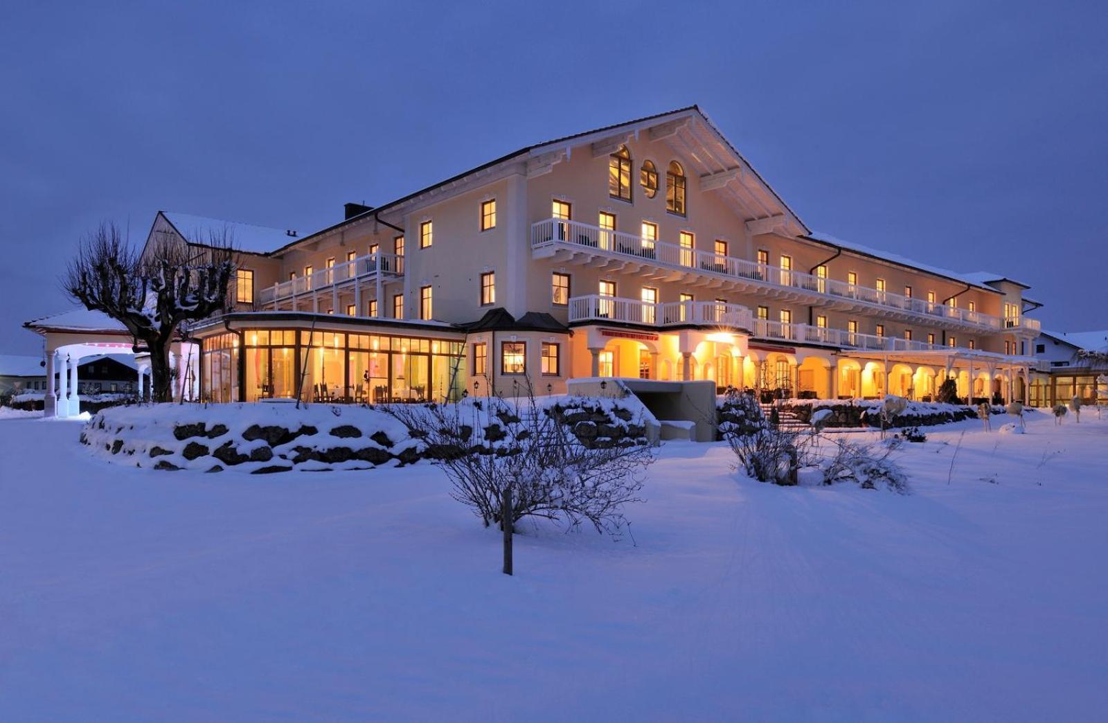 Wellness Natur Resort Gut Edermann Teisendorf Eksteriør bilde